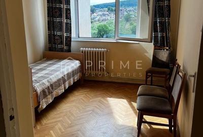 Apartament cu 3 camere decomandat în Dâmbu Pietros - 3