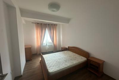 Apartament cu 3 camere decomandat în 13 Septembrie - 13