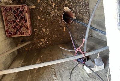Casă cu 4 camere în Sinești