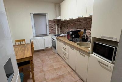 Apartament cu 3 camere decomandat în Micălaca