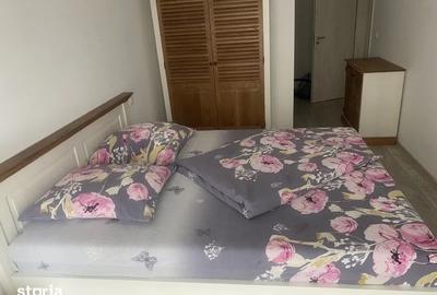 Apartament cu 3 camere decomandat în Libertății