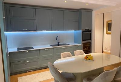 Apartament cu 4 camere decomandat în Domenii