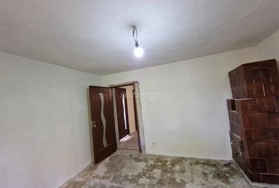 Casă cu Teren 4770 Mp în Central