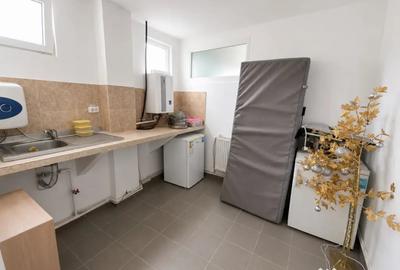 Casă cu 3 camere cu Teren 96 Mp în Central