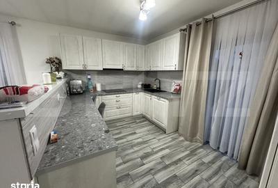Casă cu 4 camere cu Teren 557 Mp în Păulești - 1