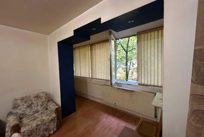 Apartament cu 2 camere semidecomandat în Brâncoveanu