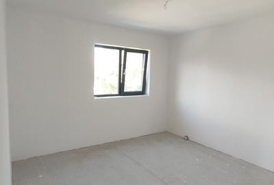 Casă cu 3 camere în Central
