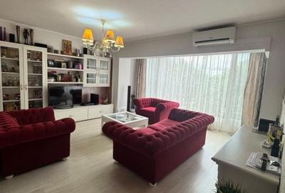 Apartament cu 4 camere în Republicii