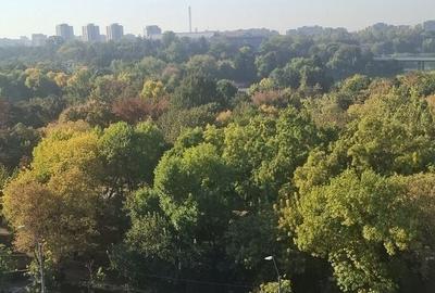Apartament cu 4 camere decomandat, mobilat în Tineretului
