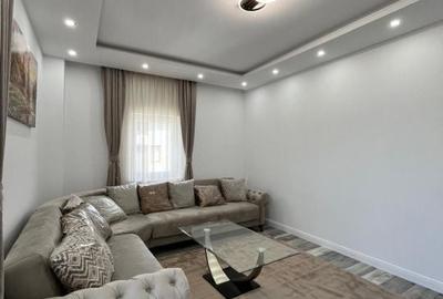 Apartament cu 3 camere decomandat în Central - 1