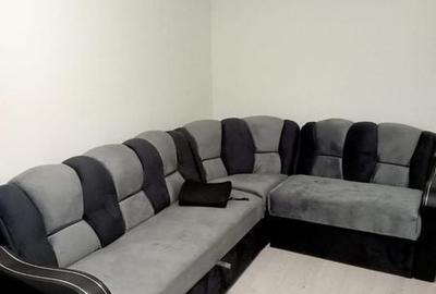 Apartament cu 3 camere decomandat în Sărari
