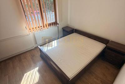 Apartament cu 2 camere semidecomandat, mobilat în Ultracentral