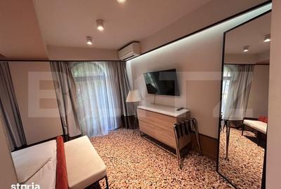 Apartament cu 5 camere în Central - 12