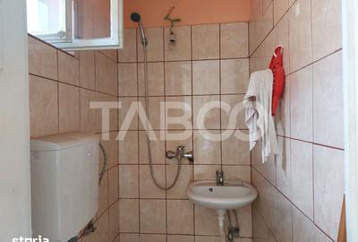 Apartament cu 2 camere nedecomandat în Central