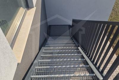Duplex cu 4 camere cu Canalizare în Dezmir - 6