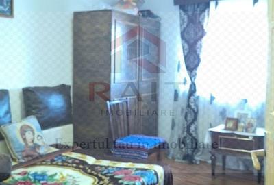 Casă individuală cu 6 camere cu Canalizare în Corbeni - 13
