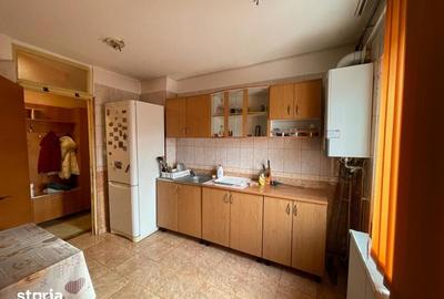 Apartament cu 2 camere semidecomandat în Prundu - 3