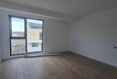 Duplex cu 4 camere cu Canalizare în Prelungirea Ghencea - 30