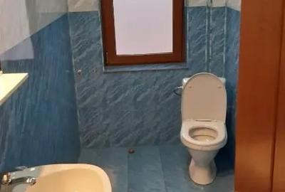 Spațiu comercial, de 55 mp, în Central - 4