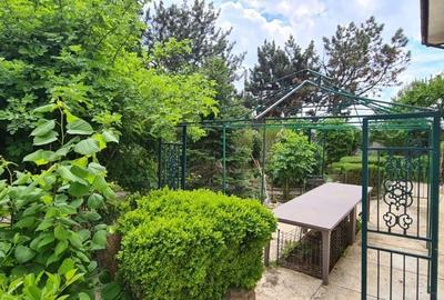 Casă cu 7 camere cu Teren 1800 Mp în Balotești