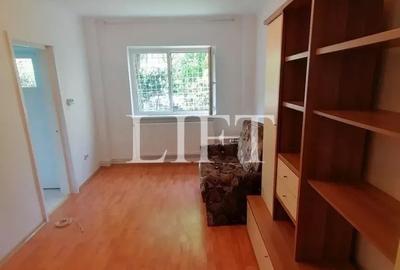 Garsonieră decomandată în Răcădău
