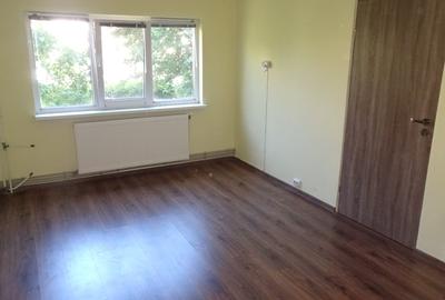 Garsonieră decomandată în Zamfirescu - 2