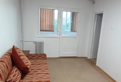 Garsonieră decomandată în Miorița - 2