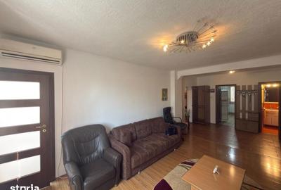 Apartament cu 3 camere în Central - 2