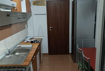 Apartament cu 2 camere decomandat în Central - 4