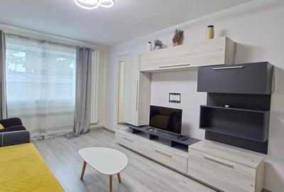 Apartament cu 3 camere decomandat în Micro 17 - 2