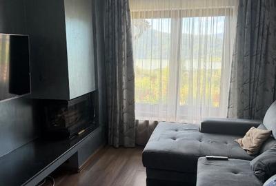 Casă cu 4 camere cu Teren 1000 Mp în Central