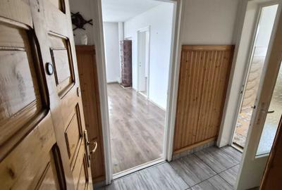 Apartament cu 2 camere semidecomandat în Central - 3
