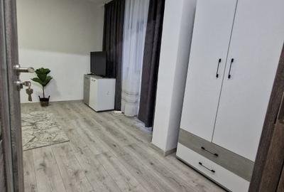 Garsonieră decomandată în Central