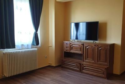 Apartament cu 2 camere decomandat în Rahova - 3