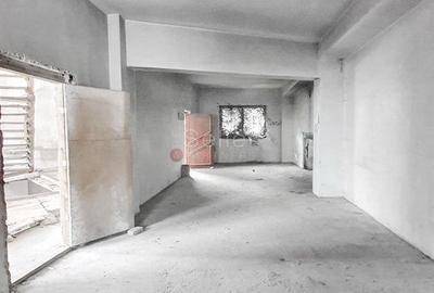 Spațiu comercial, de 1,600 mp, în Central - 10