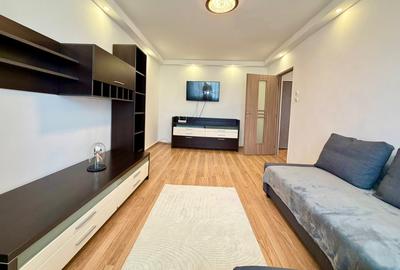 Apartament cu 2 camere decomandat în Titan
