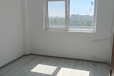 Apartament cu 2 camere decomandat în Crângași