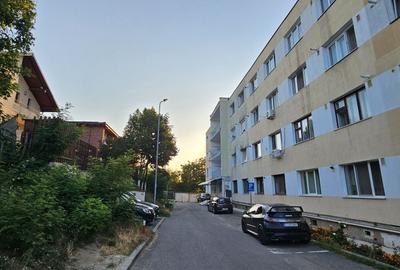 Garsonieră decomandată în Gruia