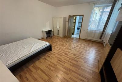 Garsonieră decomandată în Gară - 3