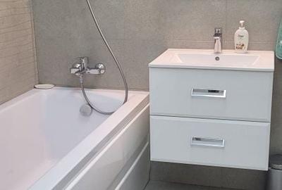 Apartament cu 2 camere decomandat în Dobroești