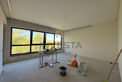 Apartament cu 3 camere semidecomandat în Andrei Mureșanu - 2