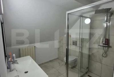Casă cu 5 camere cu Teren 585 Mp în Central - 3