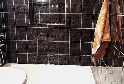 Apartament cu 4 camere decomandat în Central - 3