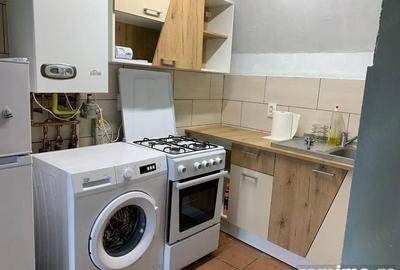 Apartament cu 2 camere decomandat în Spitalul Județean