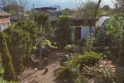 Casă cu 5 camere cu Teren 400 Mp în Modelu - 5