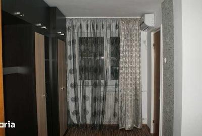 Garsonieră în Titan