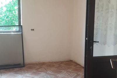 Casă cu 2 camere cu Teren 1000 Mp în Husasău de Tinca