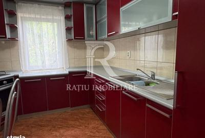 Apartament cu 3 camere decomandat în Rogerius