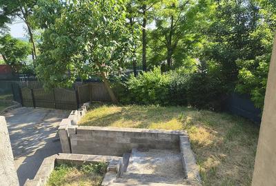 Casă cu 3 camere cu Teren 4800 Mp în Mărășeni - 1