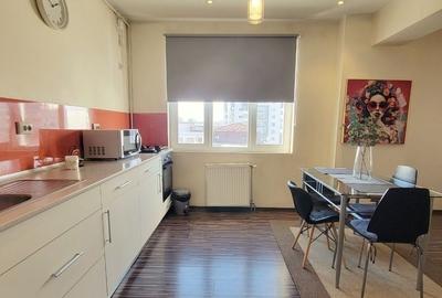 Apartament cu 2 camere, mobilat în Decebal